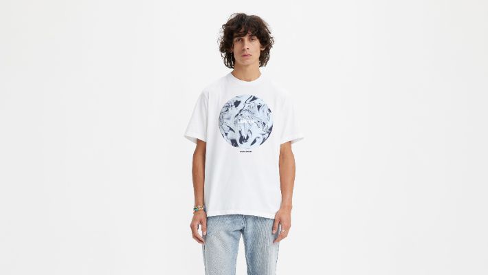 Relaxed Fit Short Sleeve T-Shirt sold by Levi's