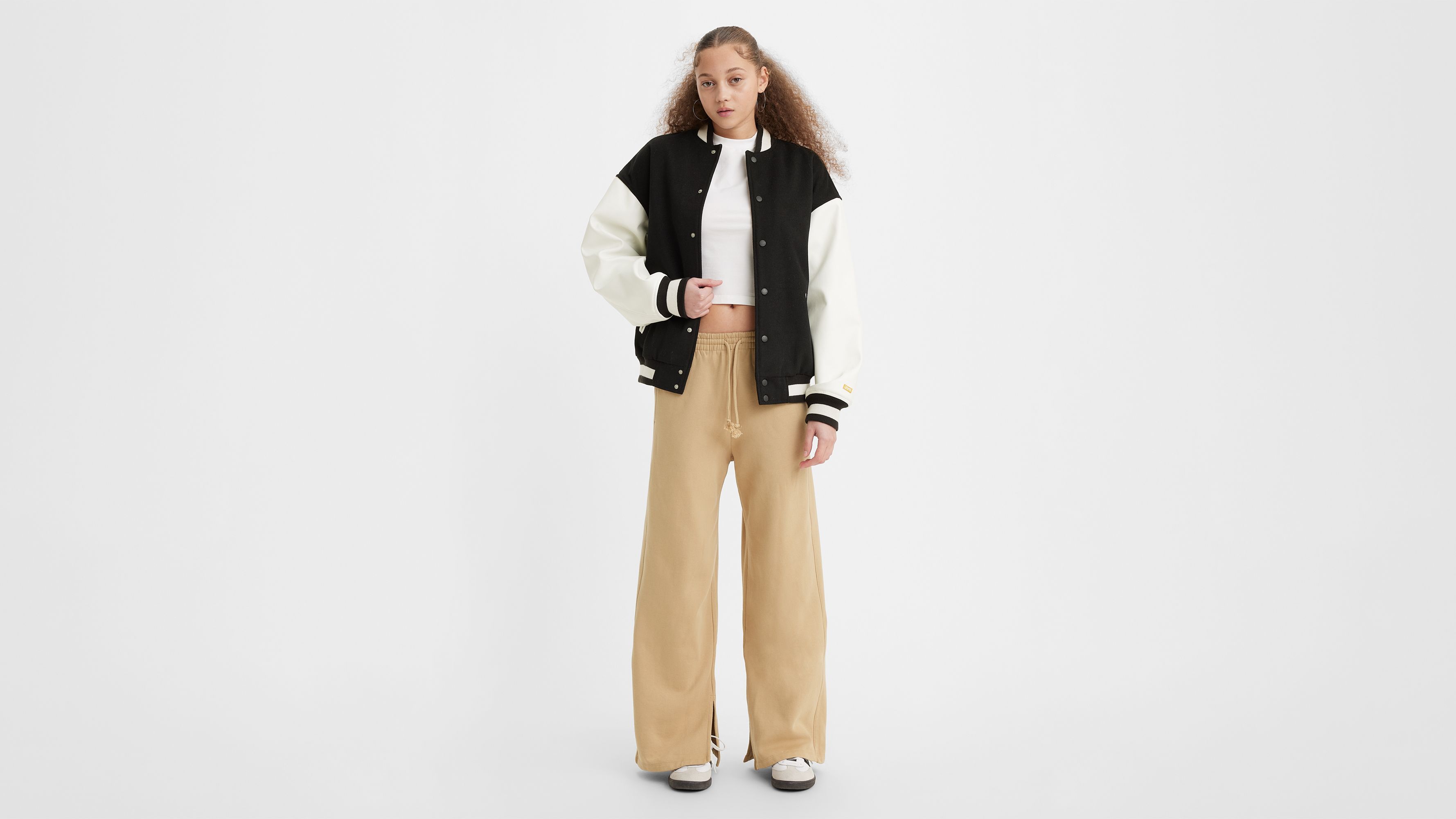 Gold Tab™ Slouchy Wide Leg Sweatpants sold by Levi's product image thumbnail 4