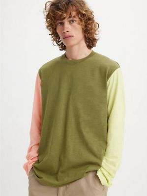 Long Sleeve Casual T-Shirt sold by Levi's