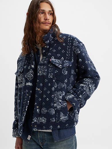 Relaxed Fit Cozy Sherpa Trucker Jacket sold by Levi's