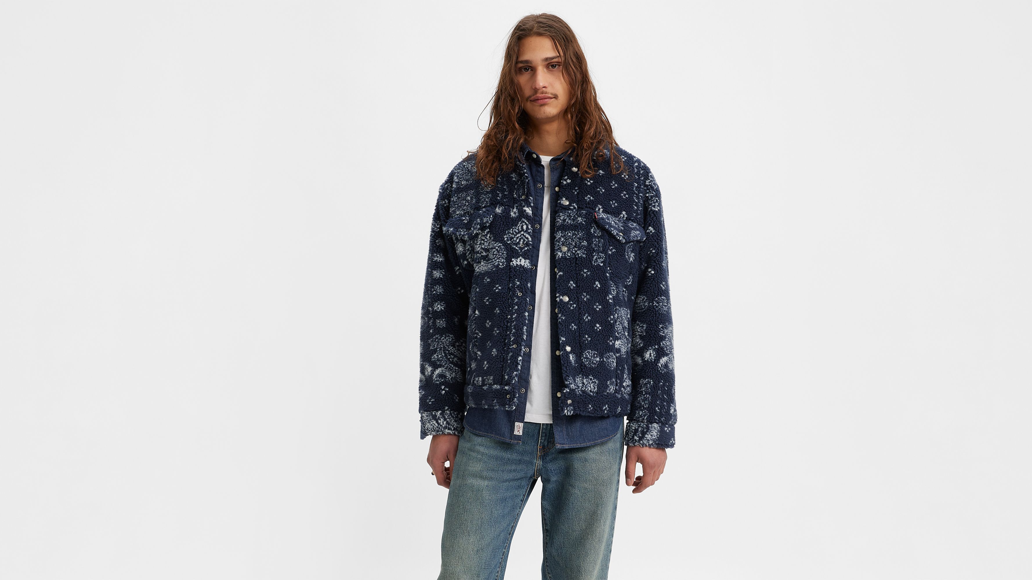 Relaxed Fit Cozy Sherpa Trucker Jacket sold by Levi's product image thumbnail 2