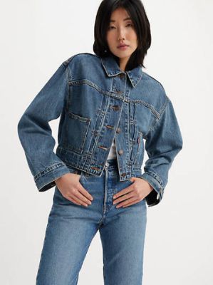 Tailored 90s Trucker Jacket sold by Levi's