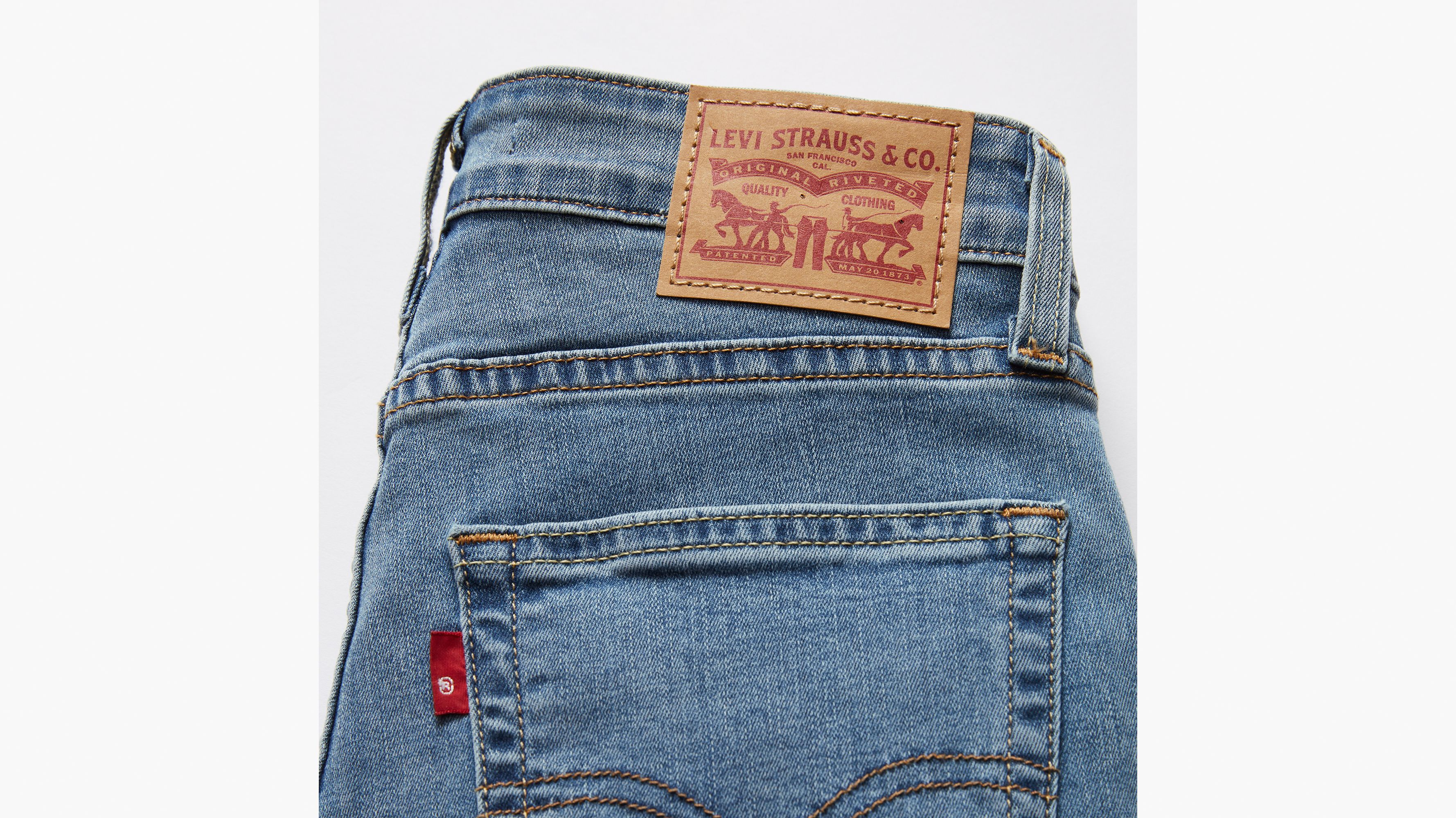 721 High Rise Skinny Performance Cool Women's Jeans sold by Levi's product image thumbnail 5