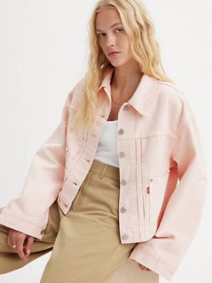 Tailored 90s Trucker Jacket sold by Levi's