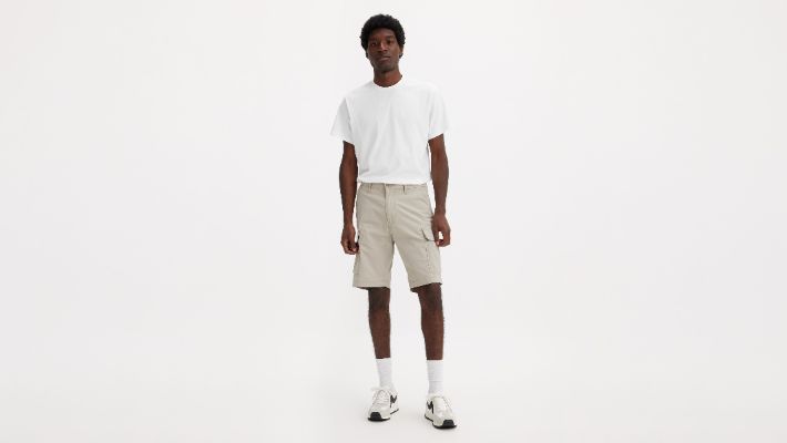 Carrier Cargo 9.5" Men's Shorts sold by Levi's