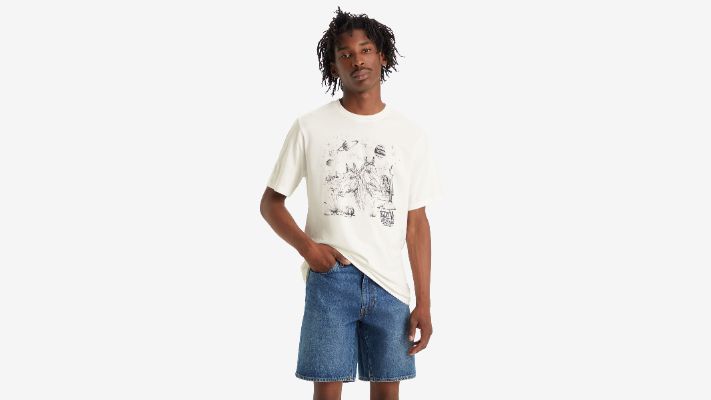 Relaxed Fit Short Sleeve Graphic T-Shirt sold by Levi's