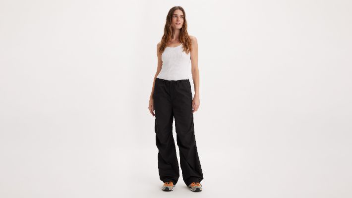 Parachute Women's Pants sold by Levi's