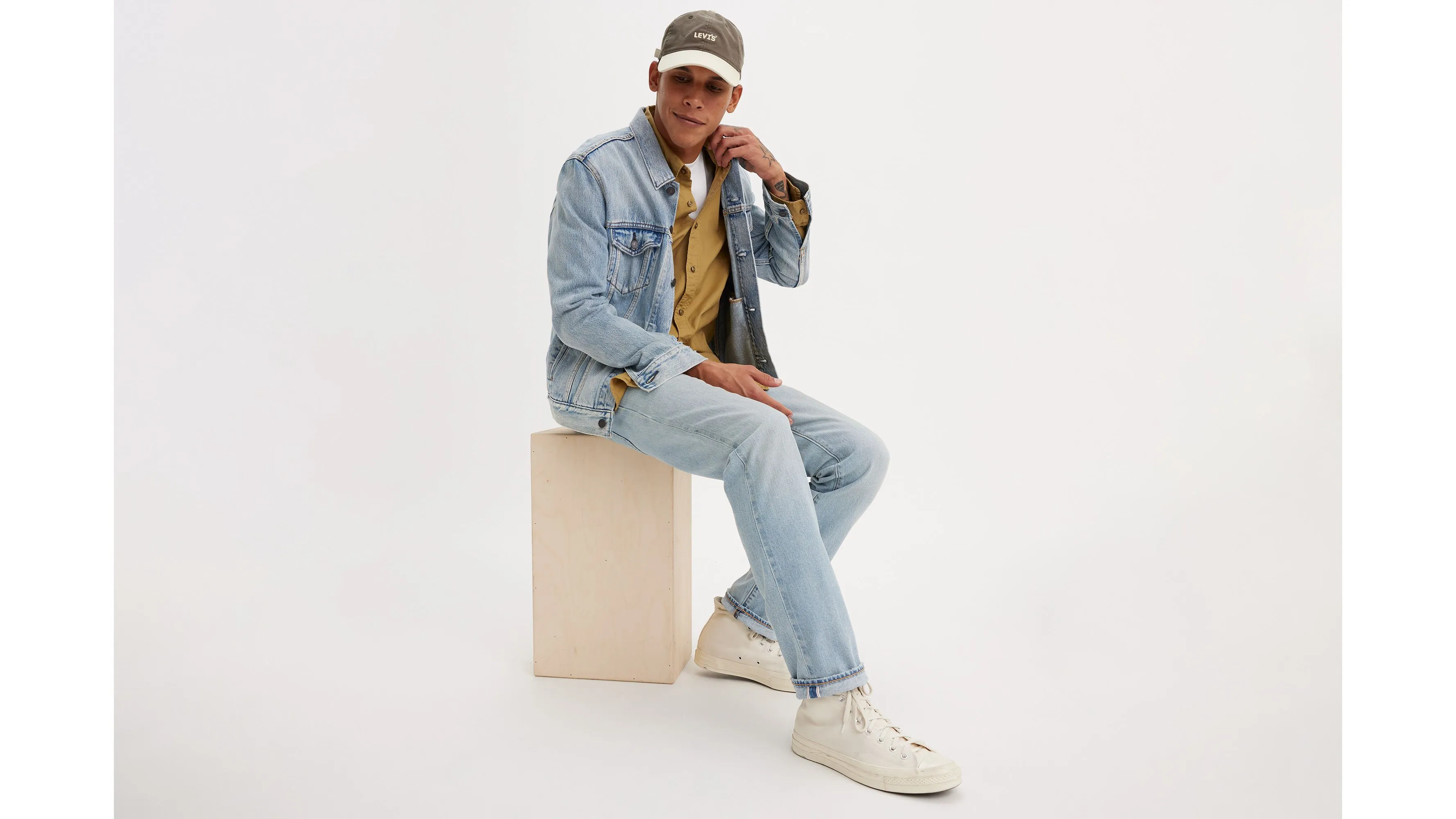 511™ Slim Fit Selvedge Men's Jeans sold by Levi's product image thumbnail 2