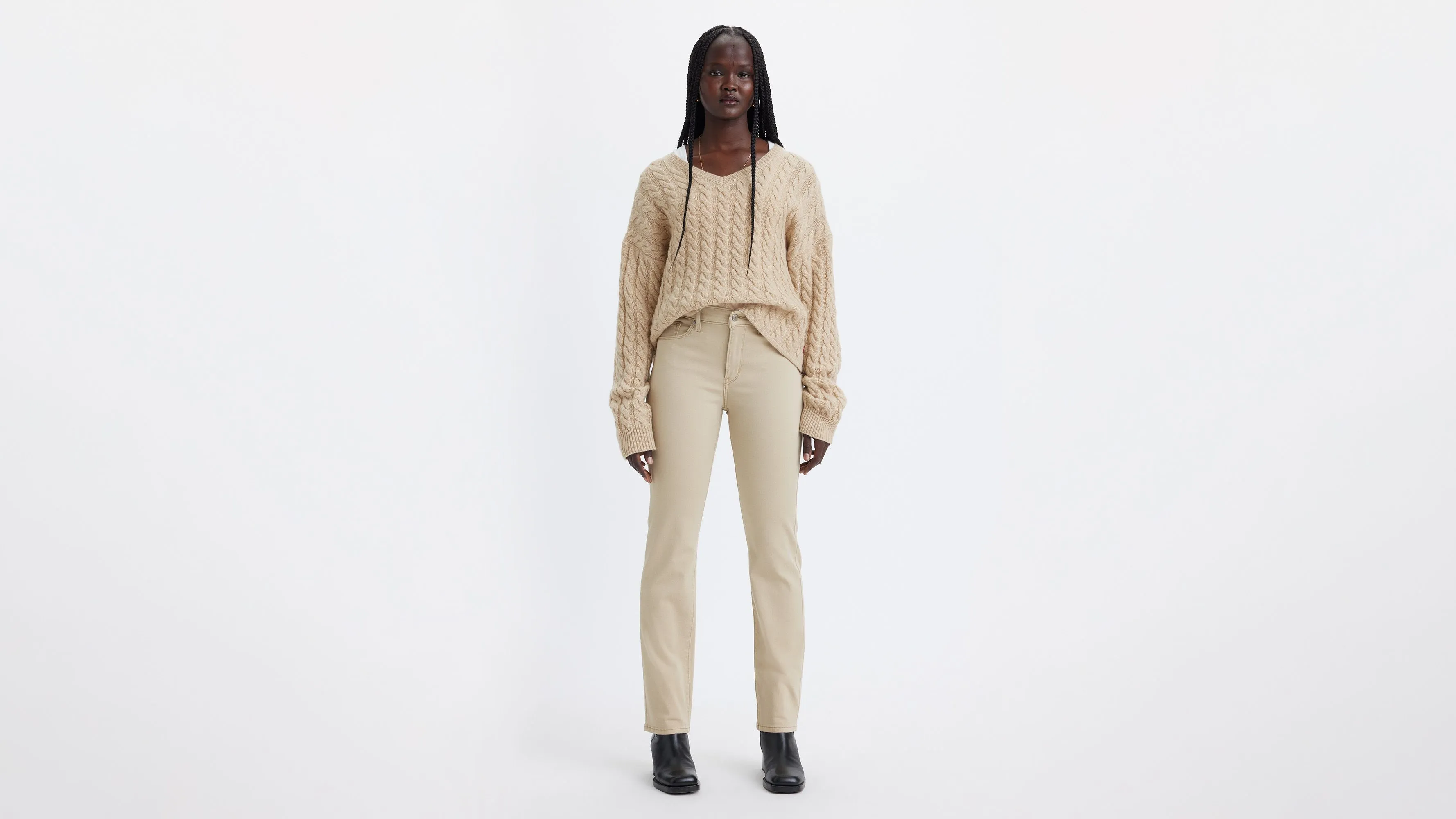 Classic Straight Fit Women's Jeans sold by Levi's