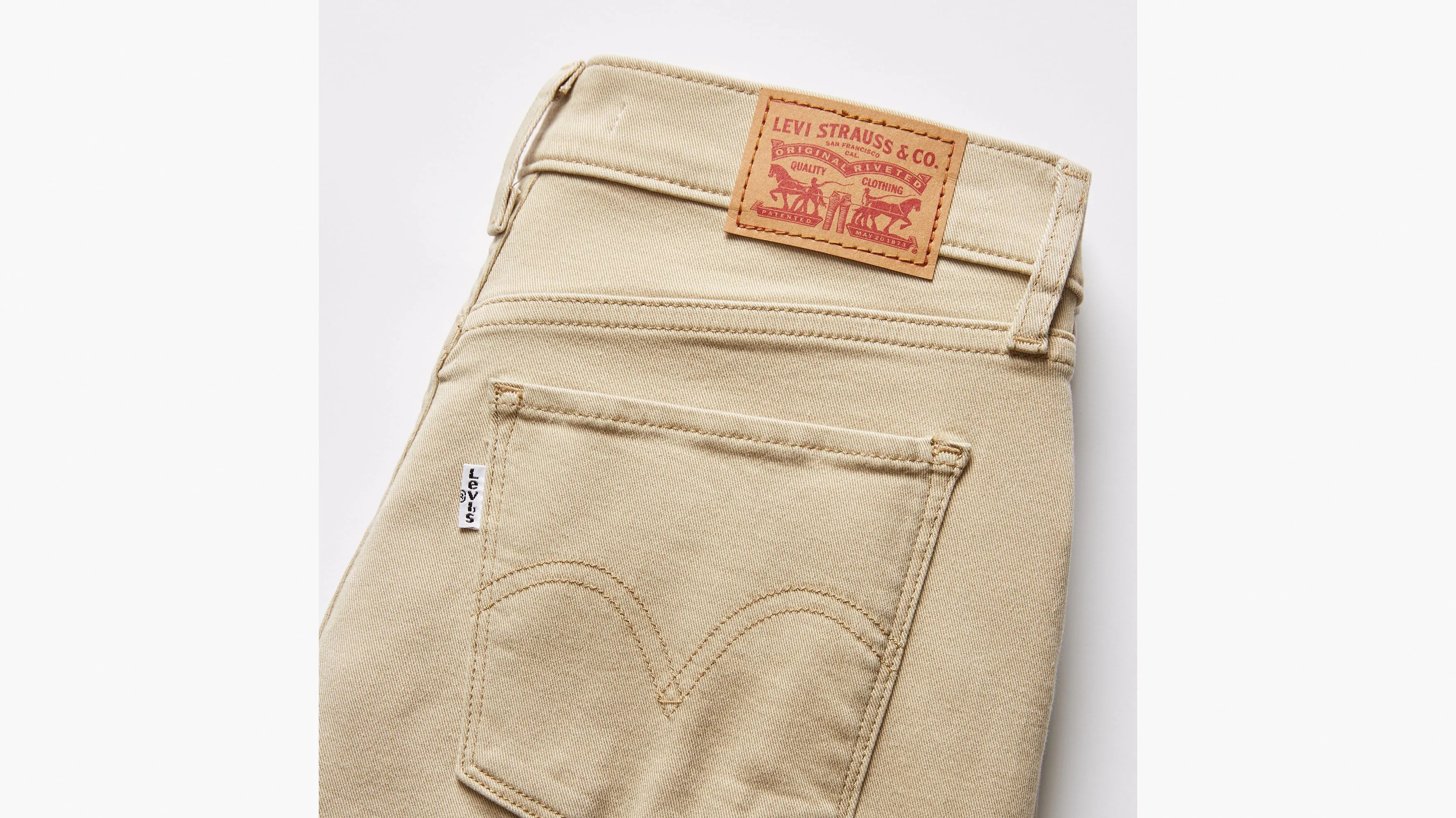 Classic Straight Fit Women's Jeans sold by Levi's product image thumbnail 5