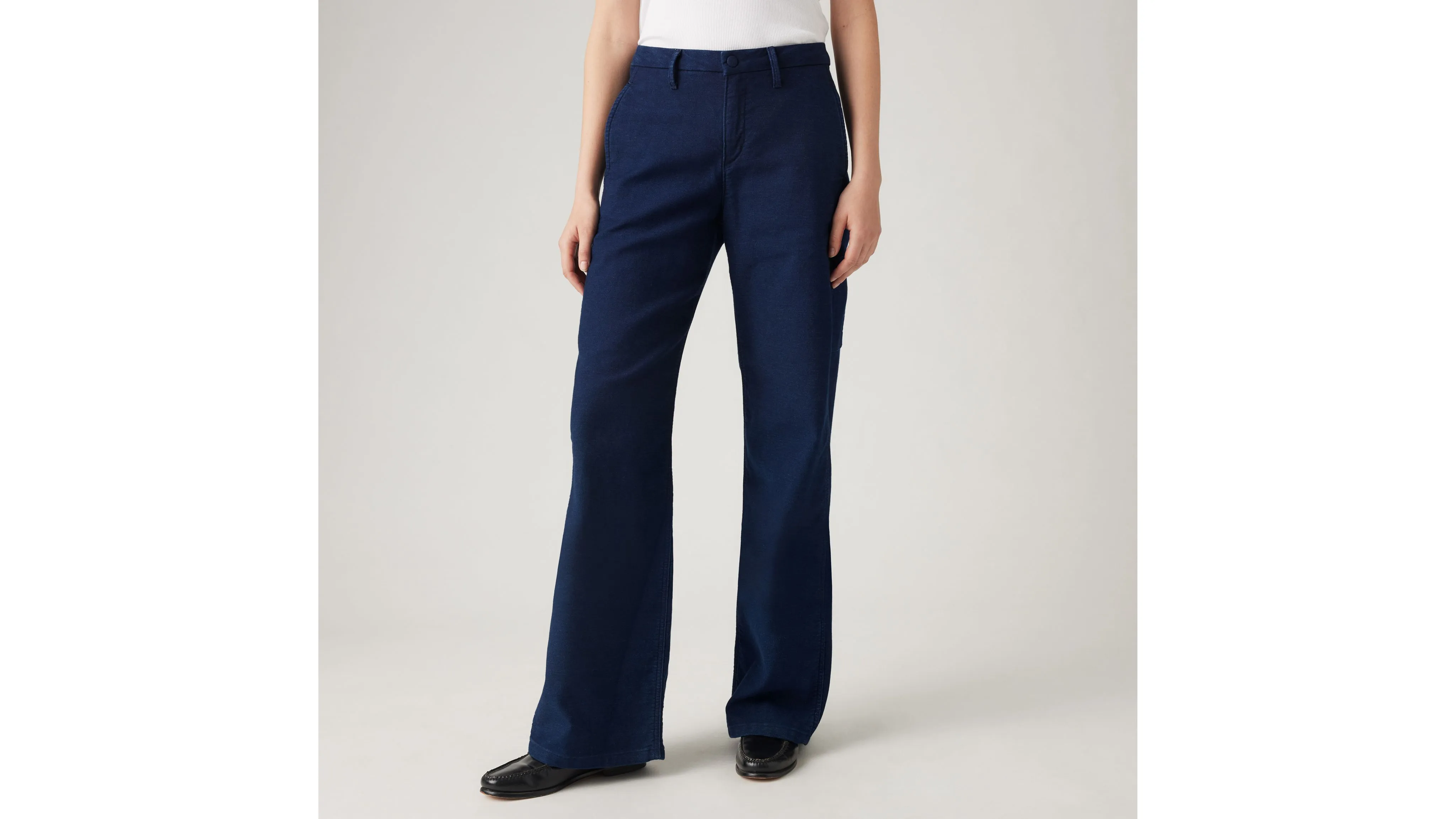 Levi's® WellThread® Women's Carpenter Pants sold by Levi's product image thumbnail 2