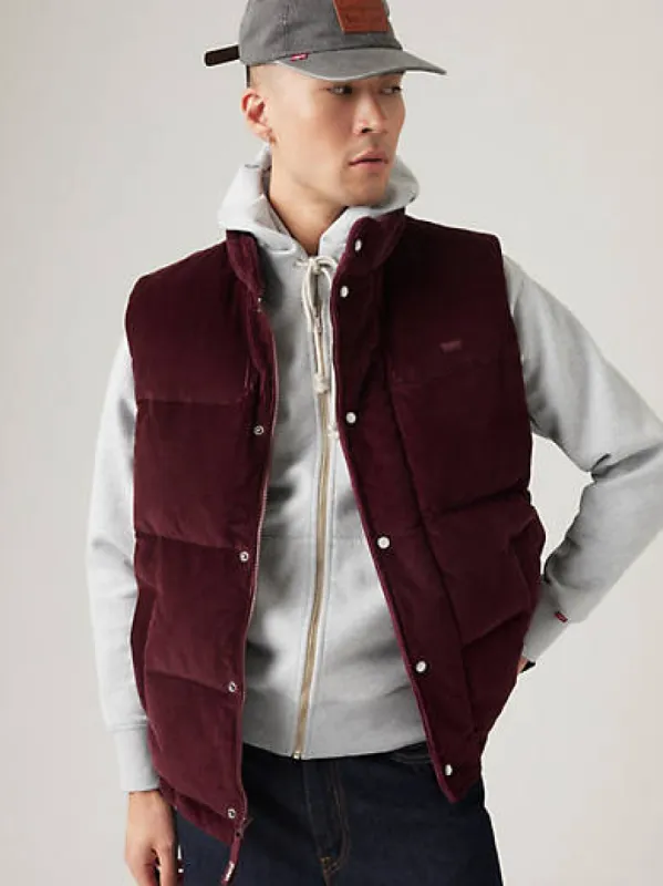 Rockridge Vest sold by Levi's