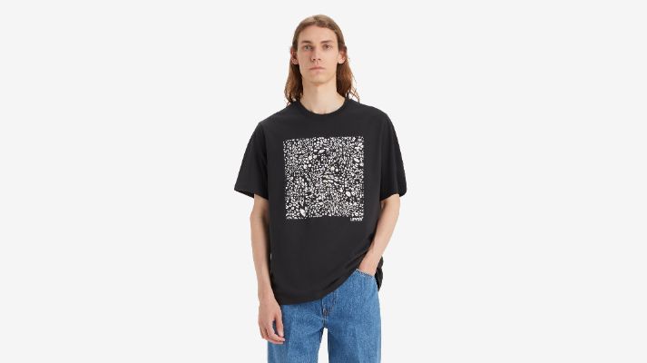 Relaxed Fit Short Sleeve Graphic T-Shirt sold by Levi's