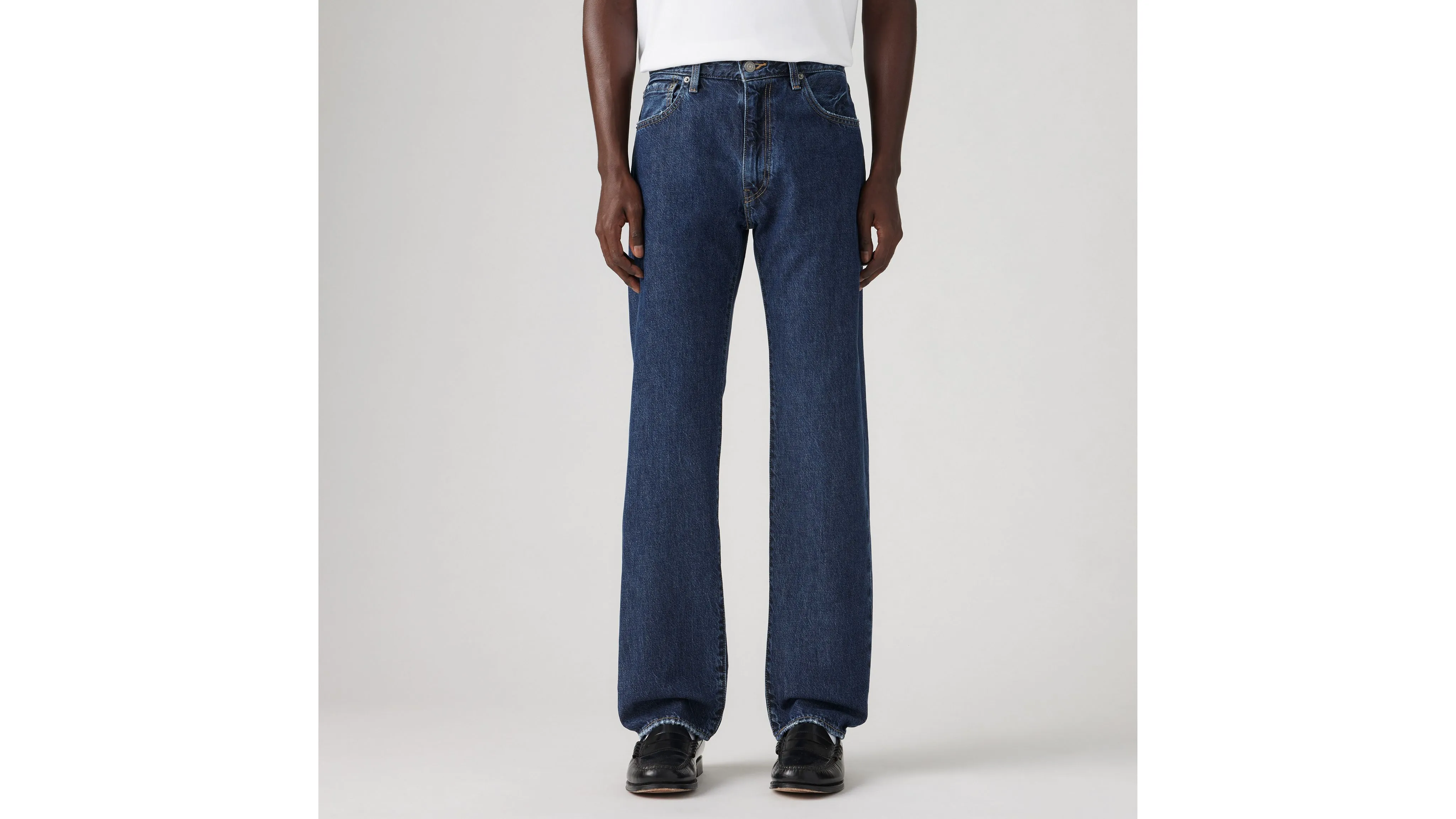 Levi's® WellThread® Men's 555™ Relaxed Straight Jeans sold by Levi's product image thumbnail 2
