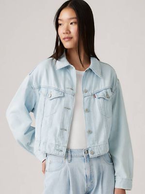 Featherweight Trucker Jacket made by Levi's