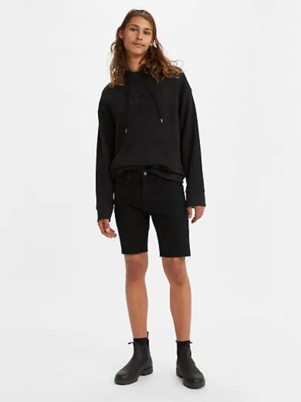 412 Slim Fit 9" Men's Shorts sold by Levi's