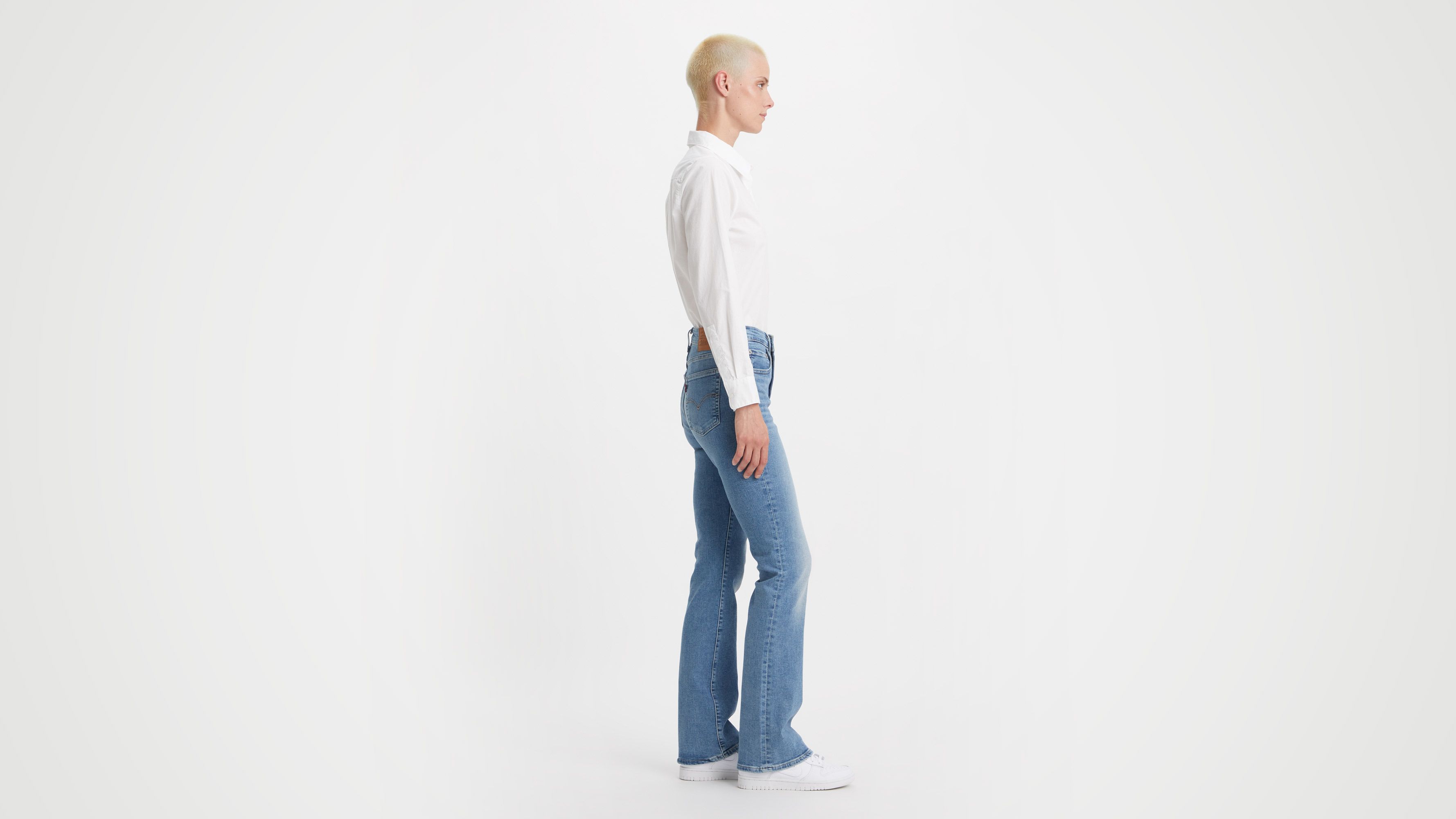 725 High Rise Bootcut Women's Jeans sold by Levi's product image thumbnail 3