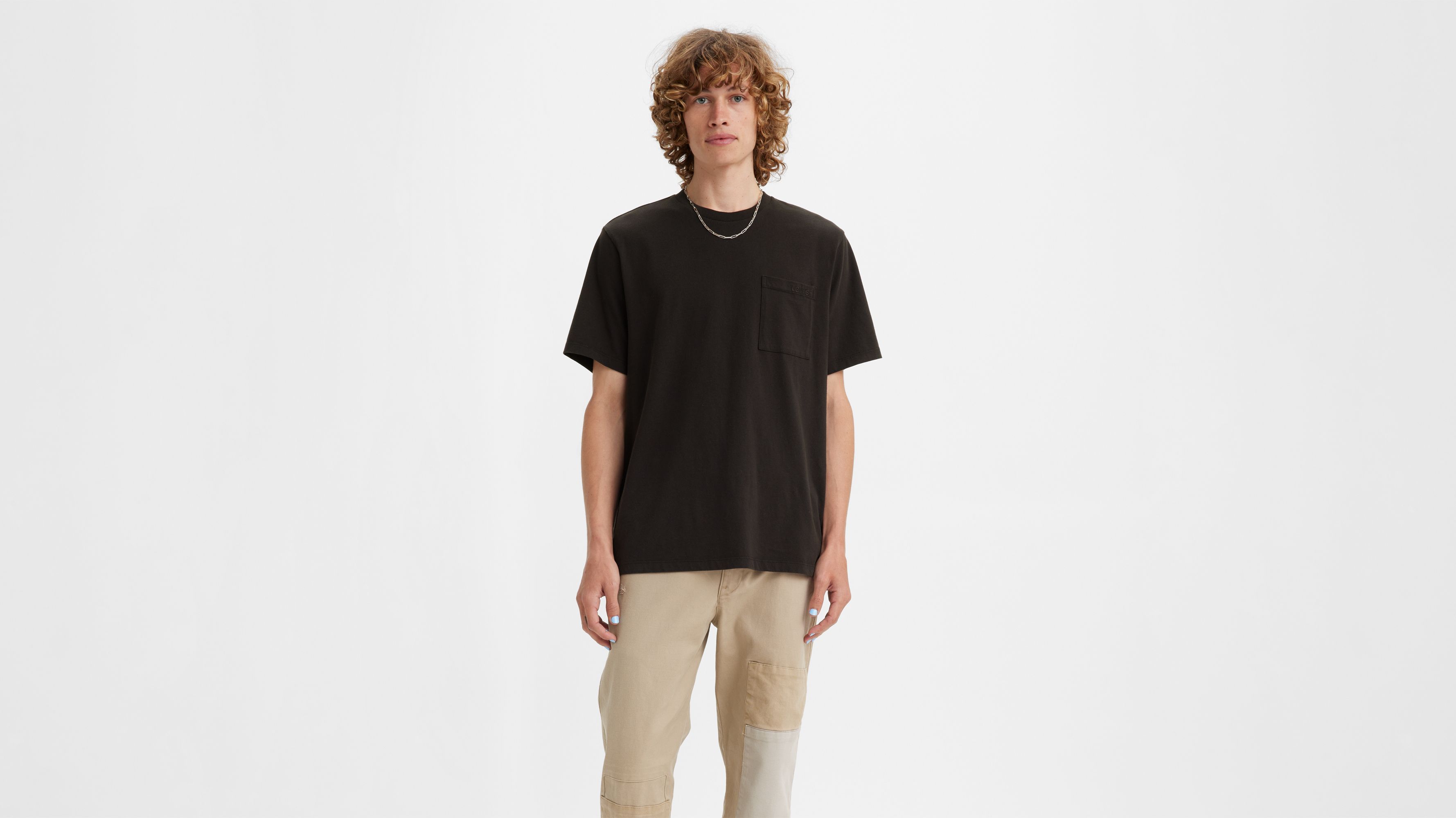 Easy Relaxed Pocket T-Shirt sold by Levi's product image thumbnail 2