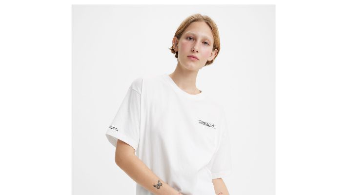 Graphic Cobalt T-Shirt sold by Levi's