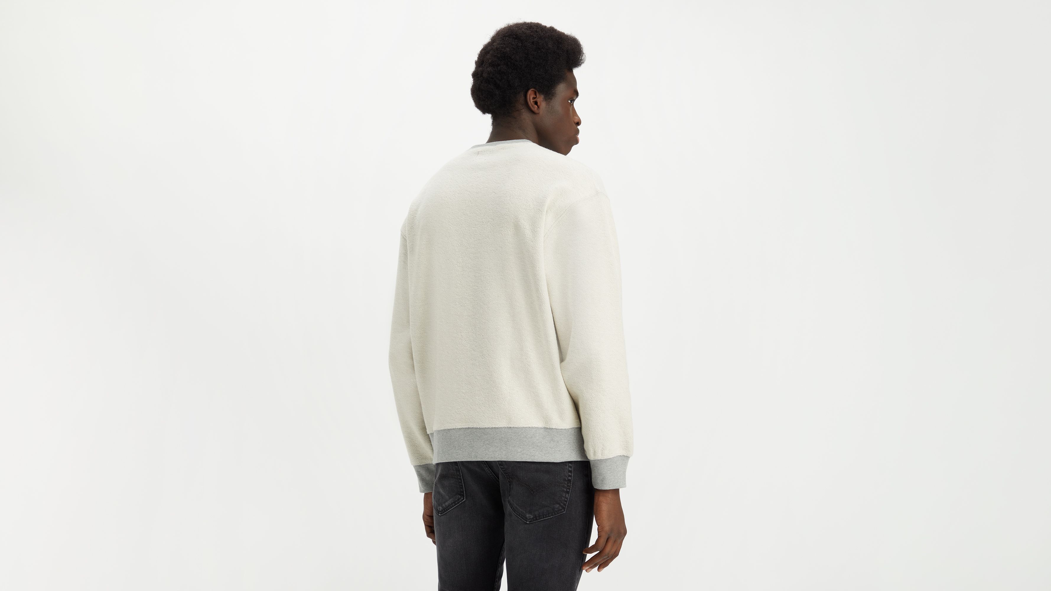 Relaxed Graphic Crewneck Sweatshirt sold by Levi's product image thumbnail 3