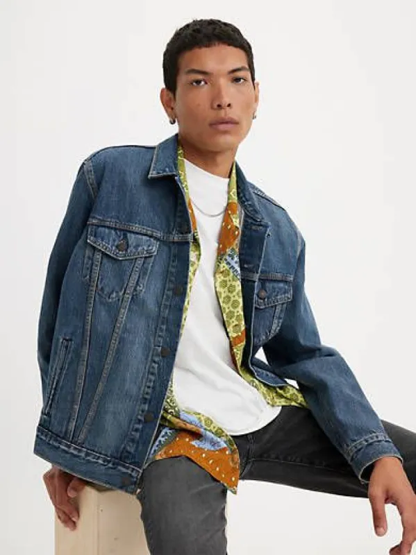 Trucker Jacket made by Levi's