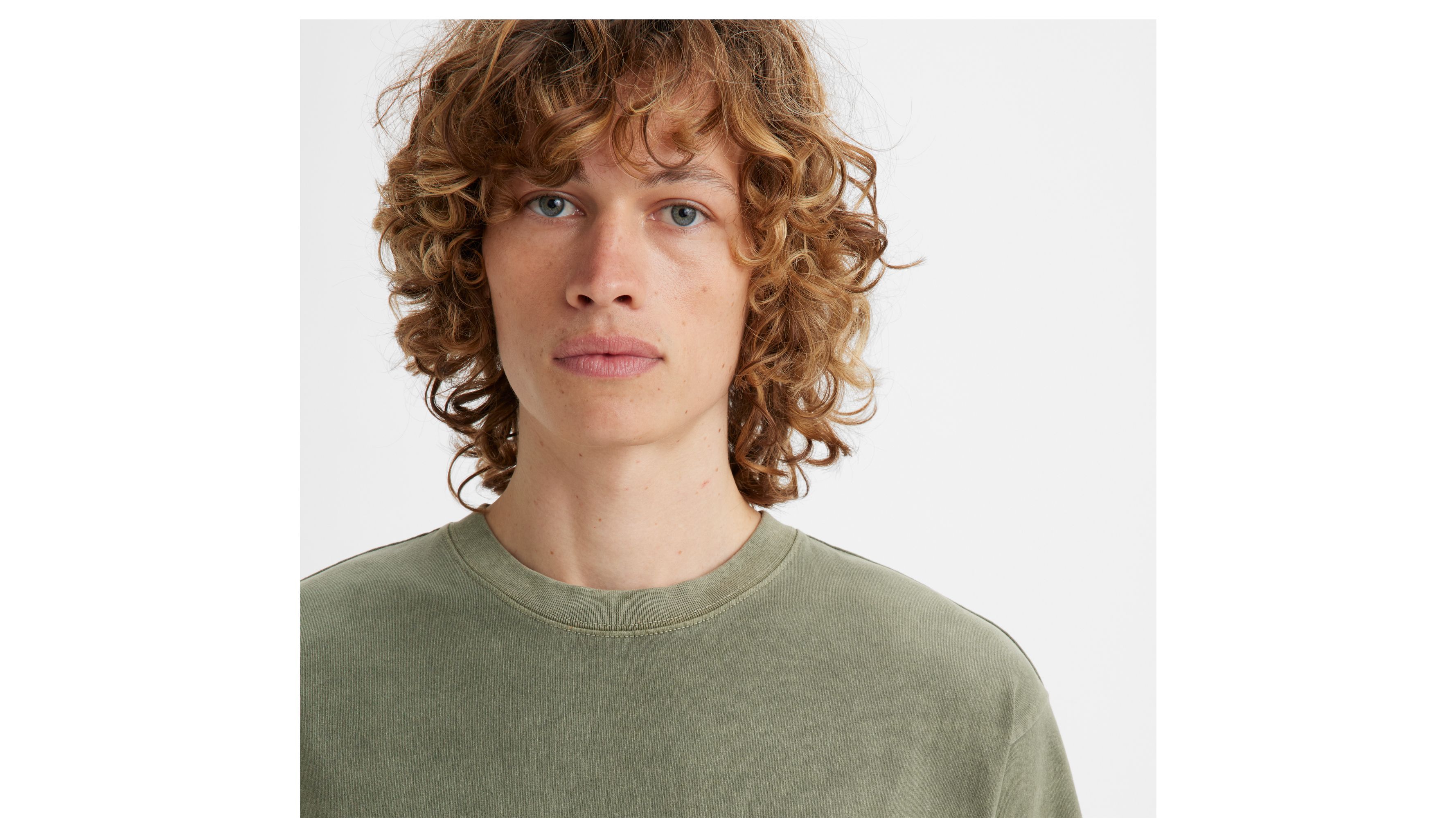 Red Tab™ Vintage T-Shirt sold by Levi's product image thumbnail 4