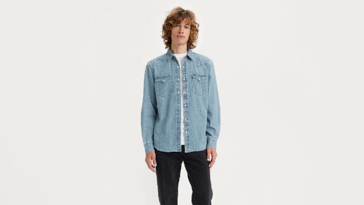 Classic Western Standard Fit Shirt sold by Levi's