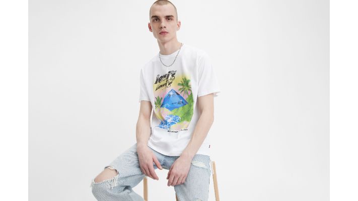 Relaxed Fit Short Sleeve T-Shirt sold by Levi's