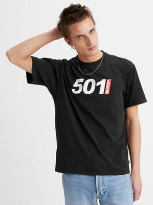 Vintage Fit Graphic T-Shirt sold by Levi's