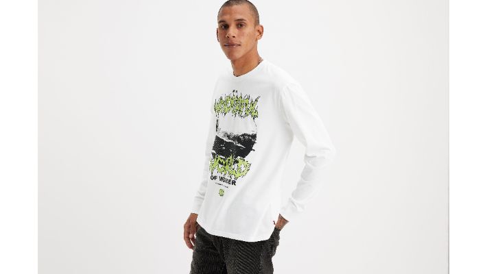 Relaxed Fit Long Sleeve Graphic T-Shirt sold by Levi's