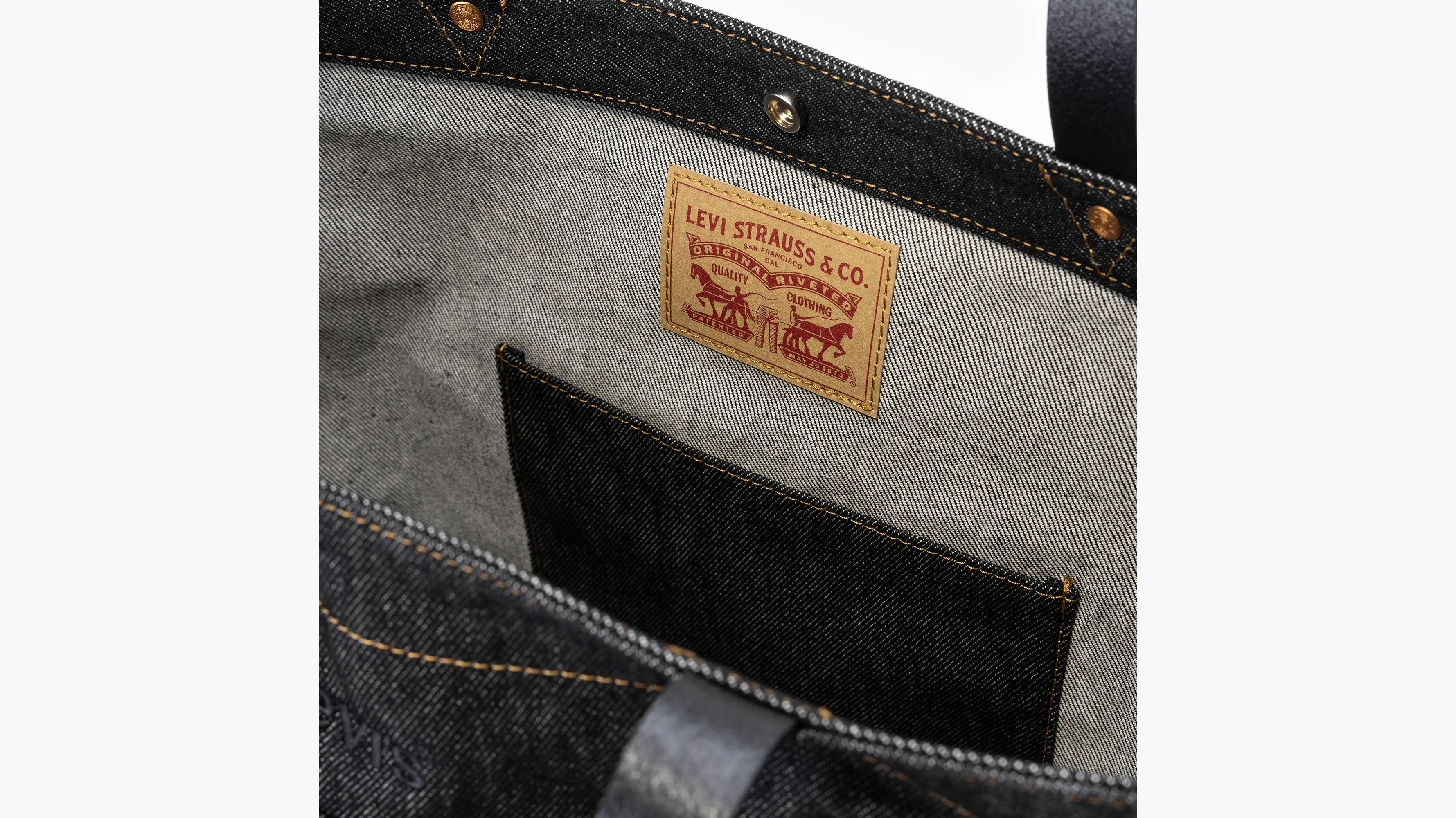 Heritage Tote-All Bag sold by Levi's product image thumbnail 4
