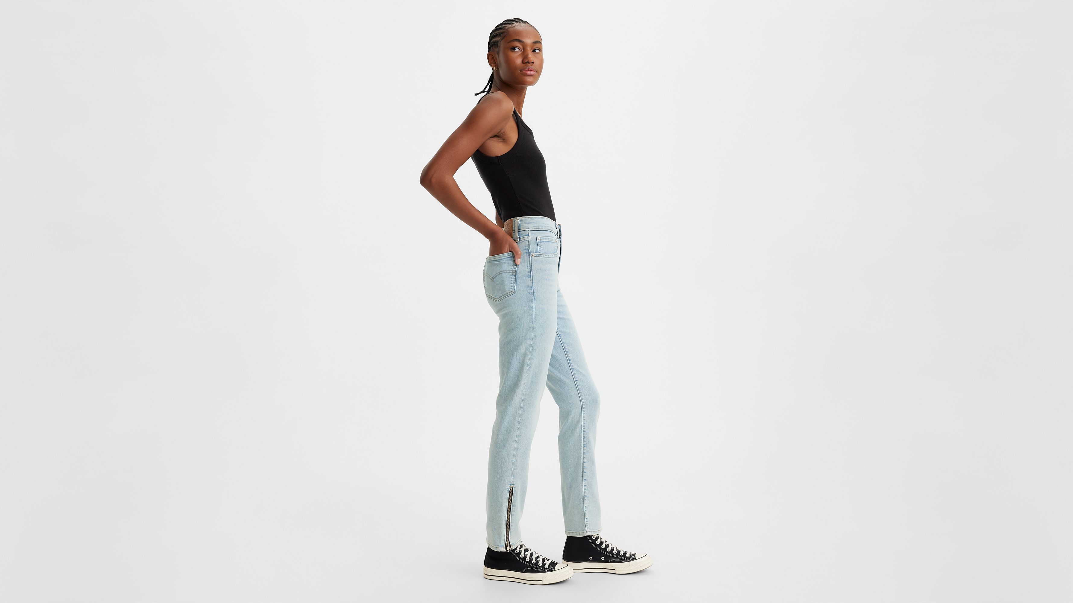 724 High Rise Straight Button Shank Women's Jeans sold by Levi's product image thumbnail 2