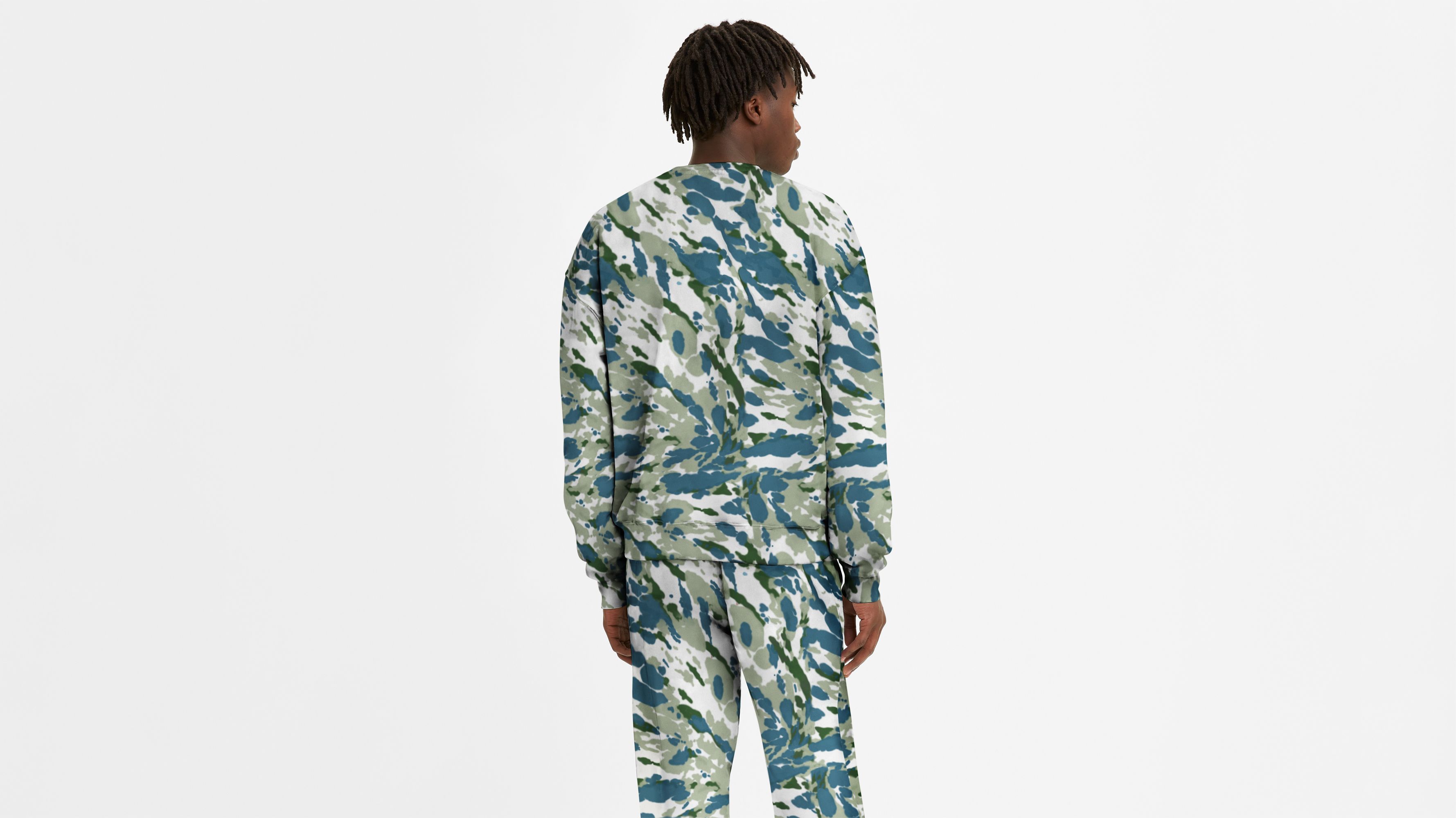 Red Tab™ Crewneck Sweatshirt sold by Levi's product image thumbnail 2