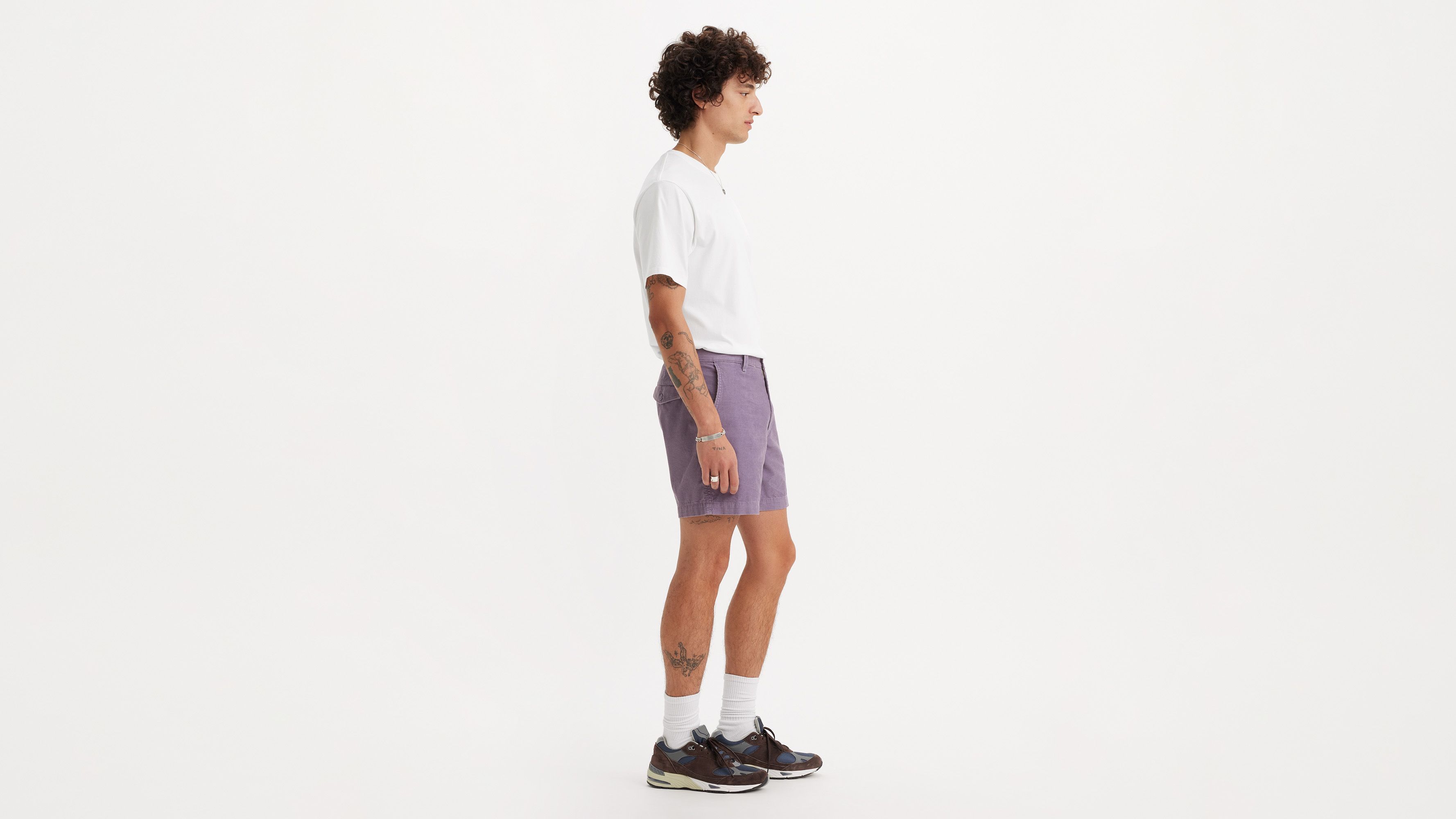 Levi's® XX Chino Authentic Corduroy 6" Men's Shorts sold by Levi's product image thumbnail 4