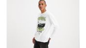Relaxed Fit Long Sleeve Graphic T-Shirt sold by Levi's