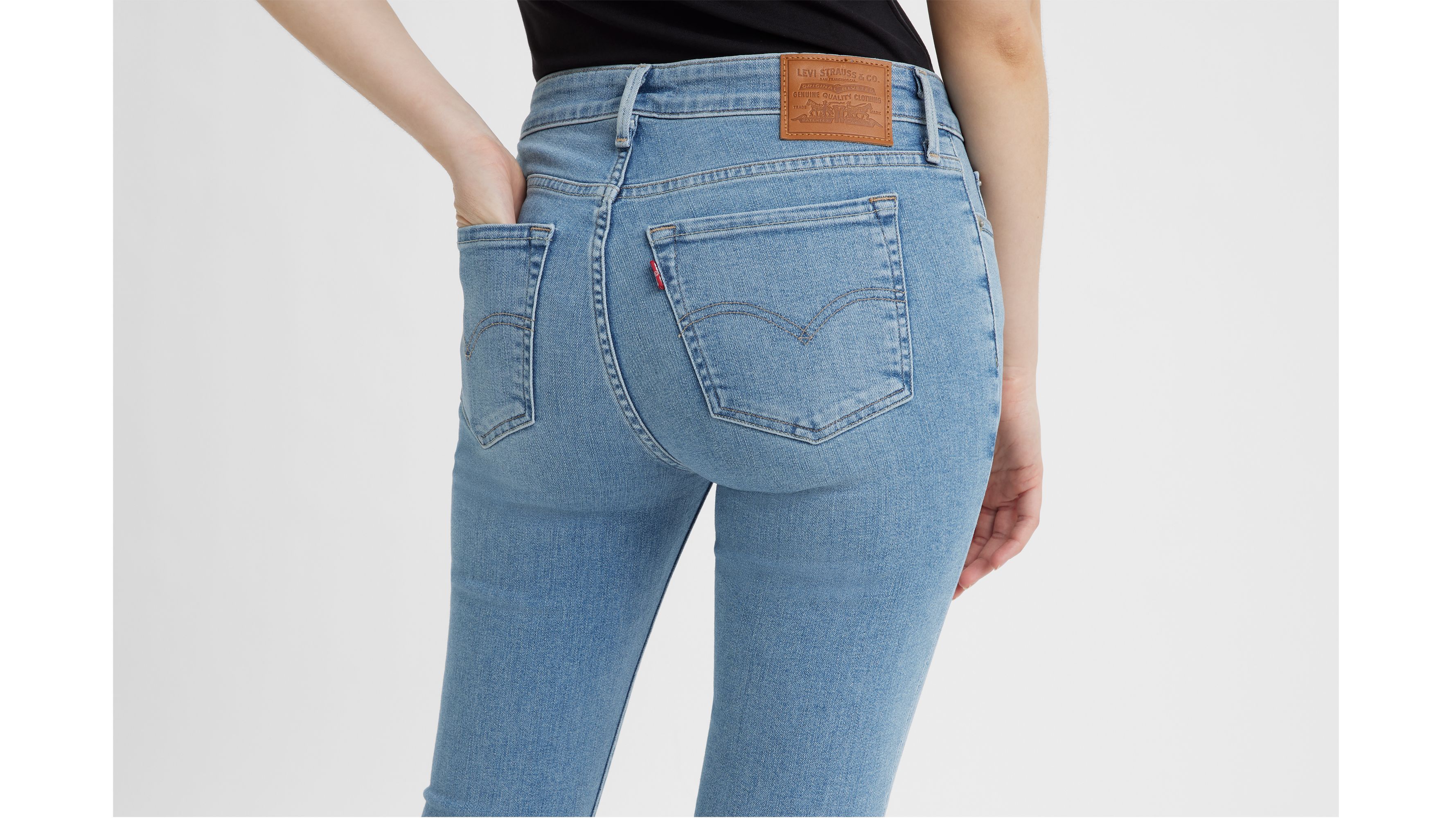 711 Skinny Women's Jeans sold by Levi's product image thumbnail 4
