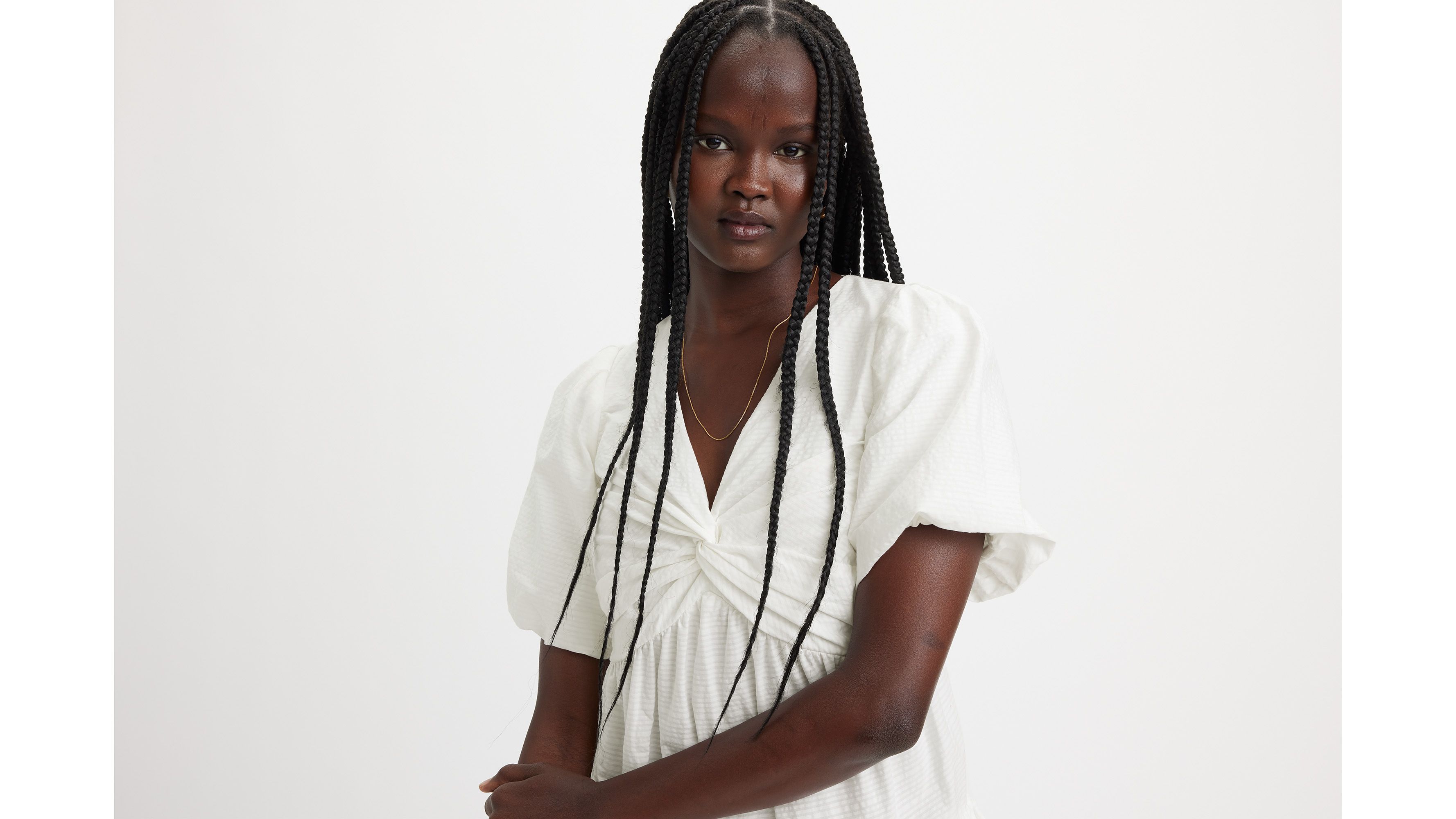 Volume Sleeve Tiered Dress sold by Levi's product image thumbnail 4