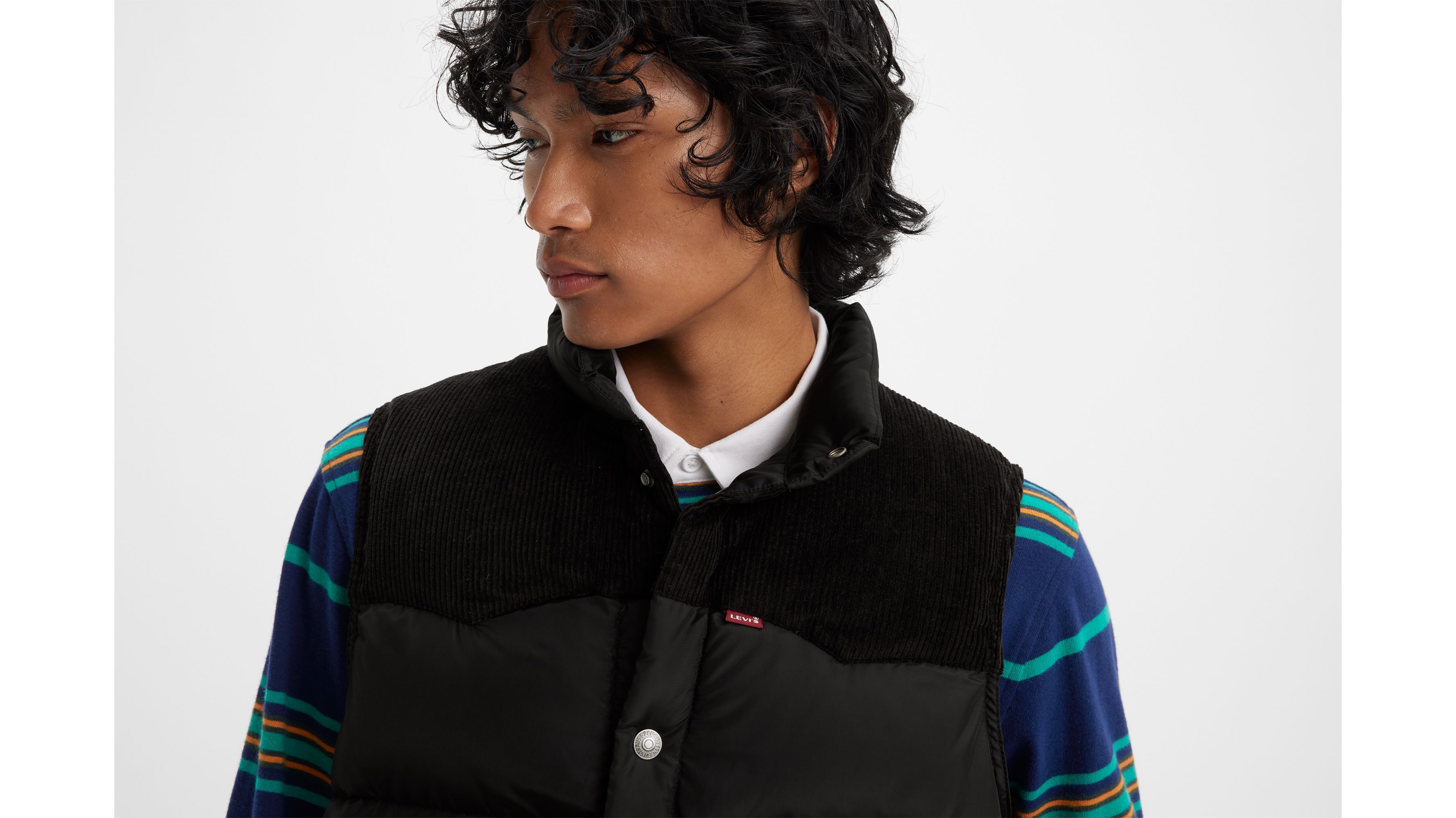 Western Super Puffer Vest sold by Levi's product image thumbnail 4