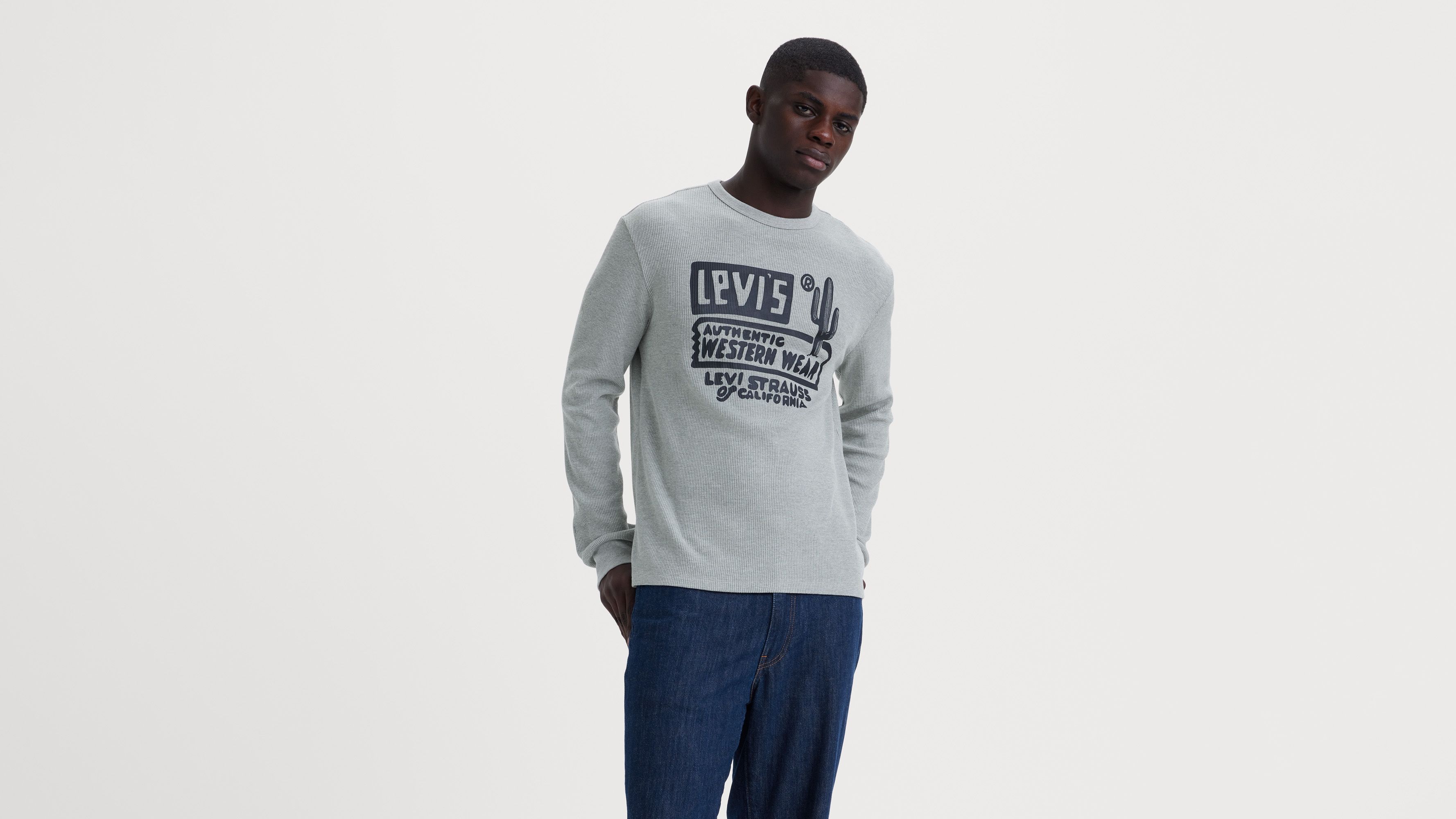 Long Sleeve Graphic Thermal Shirt sold by Levi's product image thumbnail 2