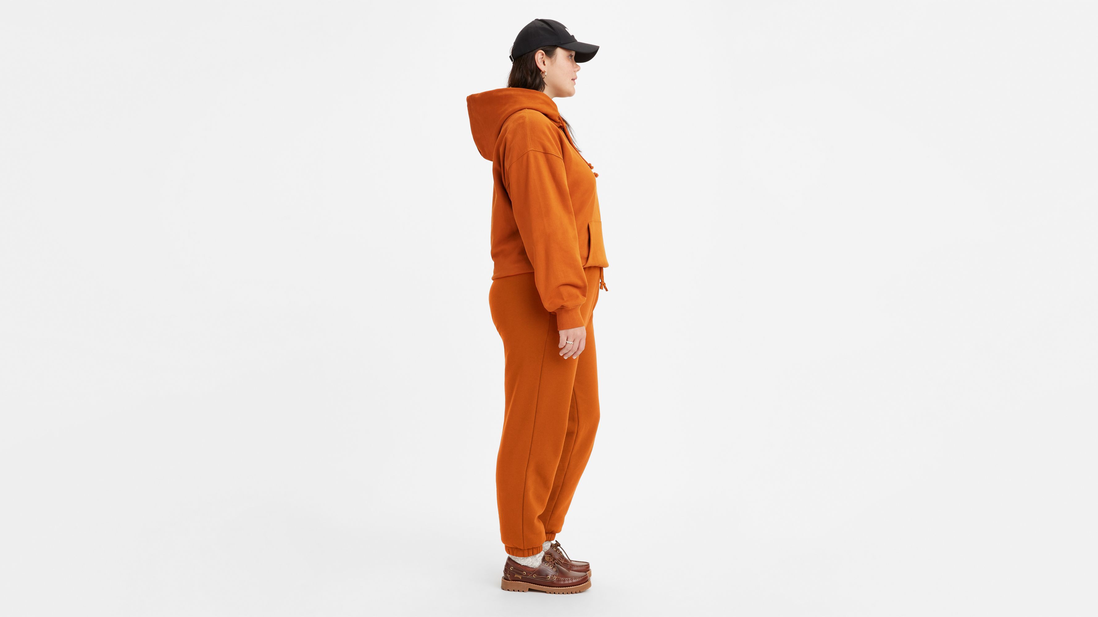 Red Tab™ Sweatpants sold by Levi's product image thumbnail 2
