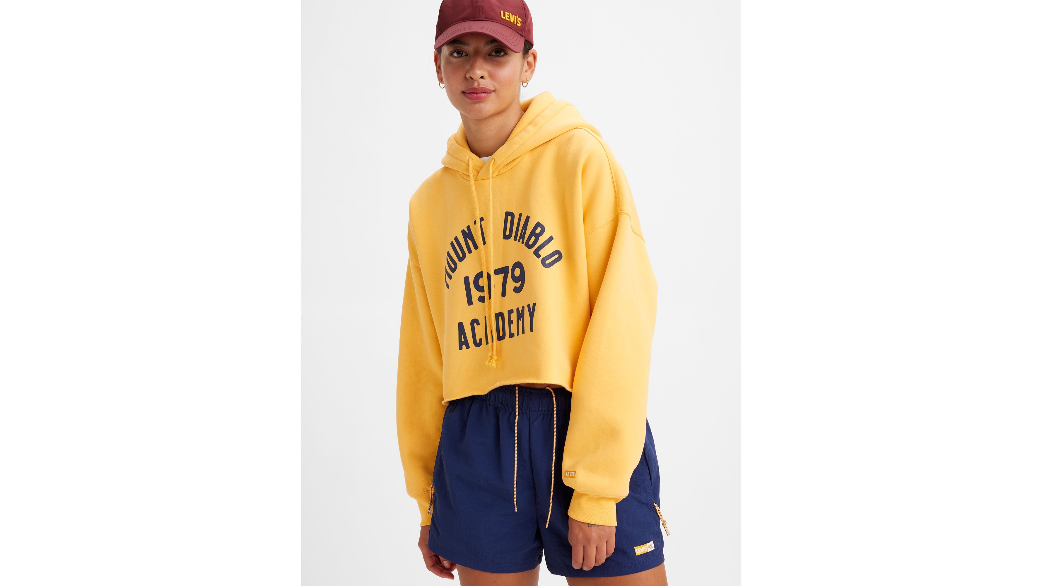 Gold Tab™ '90s Raw Cut Hoodie Sweatshirt sold by Levi's