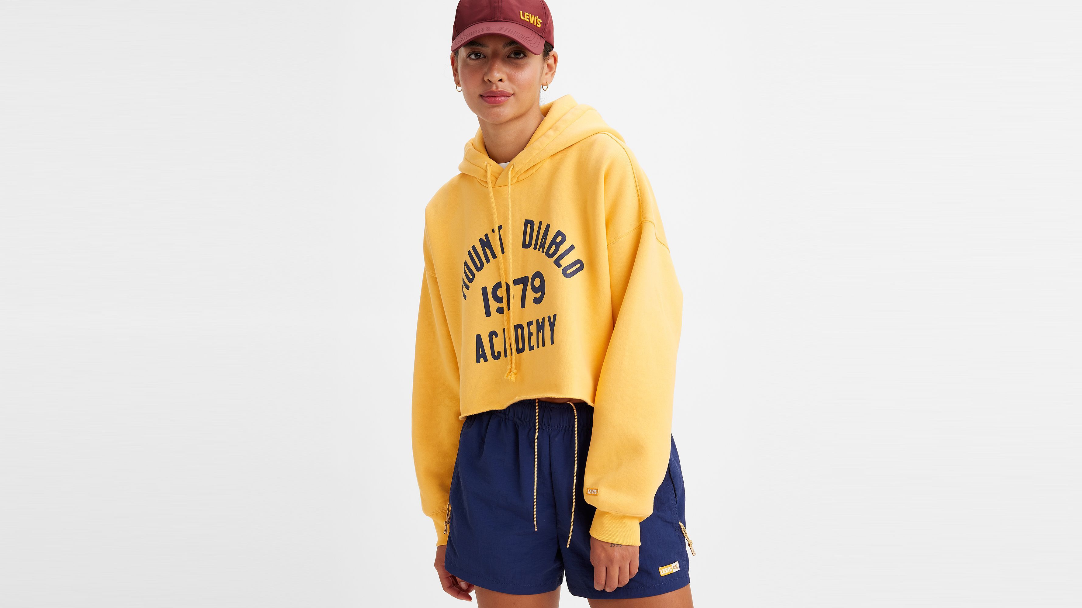 Gold Tab™ '90s Raw Cut Hoodie Sweatshirt sold by Levi's product image thumbnail 4