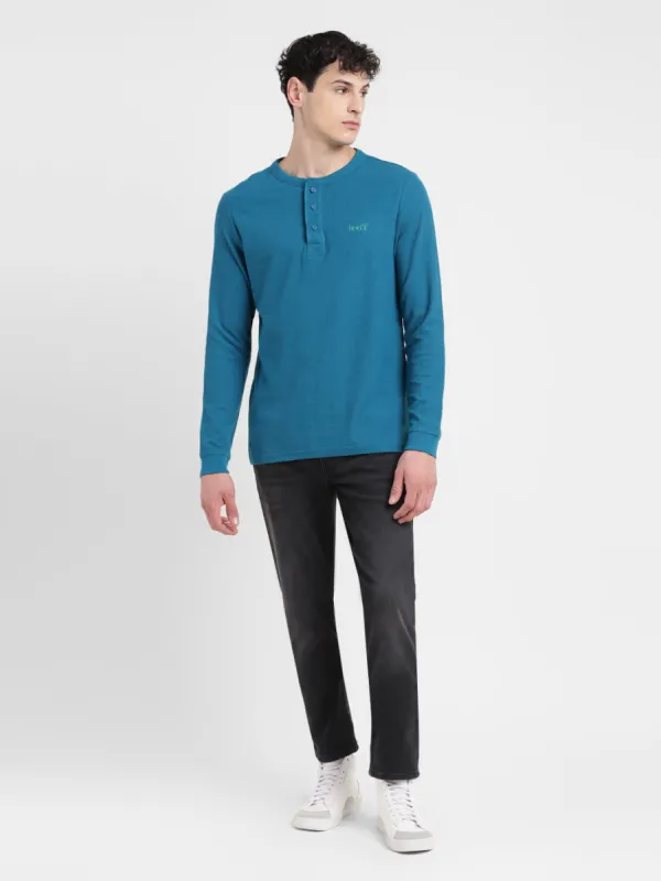 Men's Solid Henley Neck T-shirt sold by Levi's