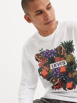 Relaxed Fit Long Sleeve Graphic T-Shirt sold by Levi's