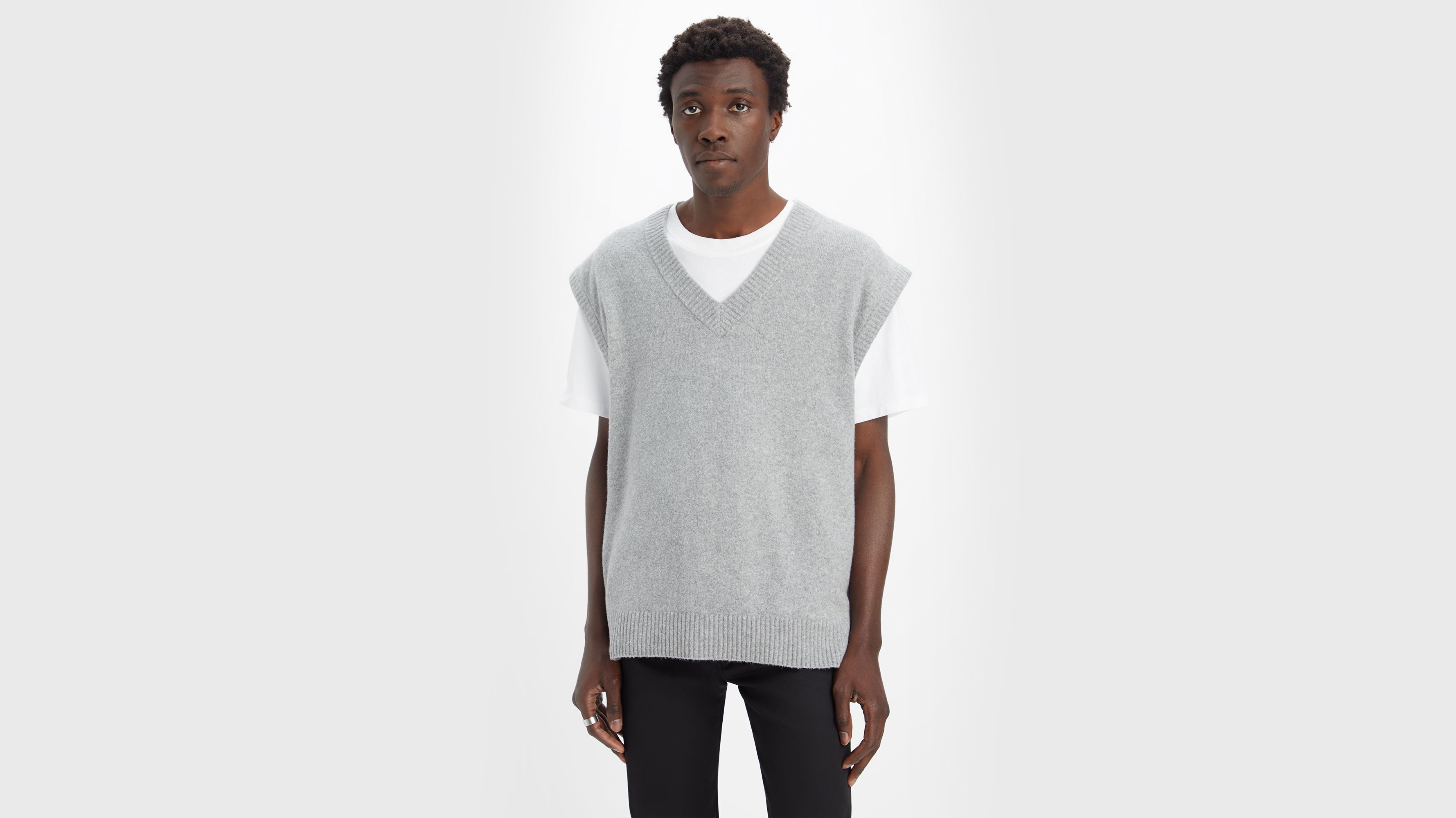 Loose Sweater Vest sold by Levi's product image thumbnail 2