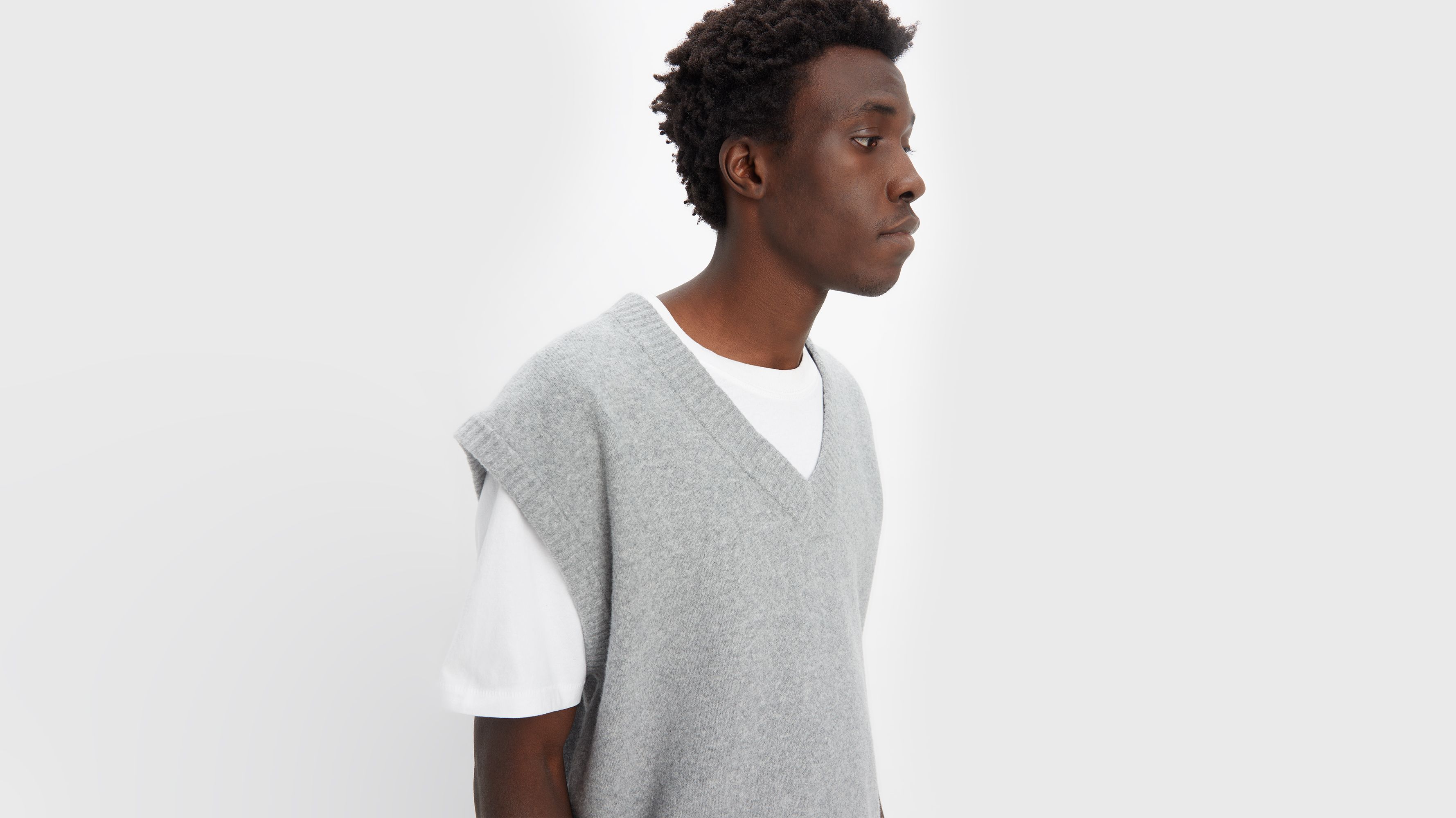 Loose Sweater Vest sold by Levi's product image thumbnail 4