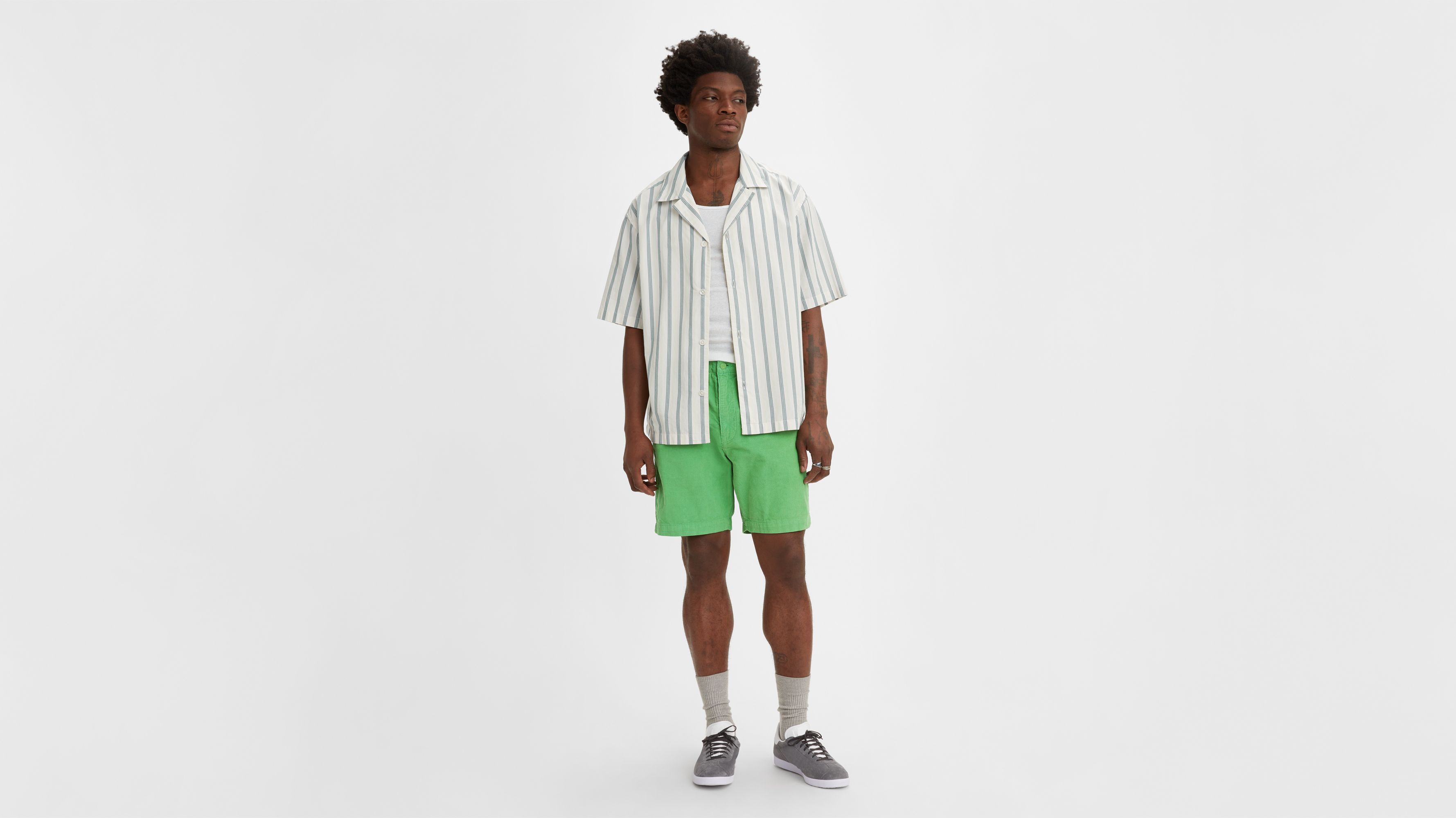 Levi's® XX Chino EZ Waist Corduroy 8" Men's Shorts sold by Levi's