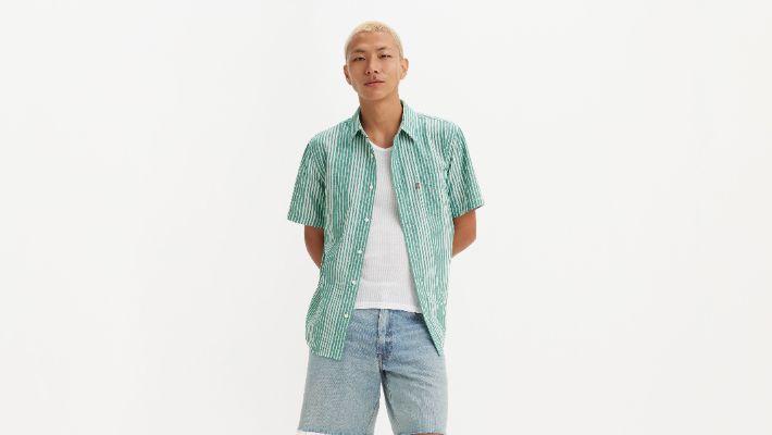 Short Sleeve Classic Standard Fit Shirt sold by Levi's