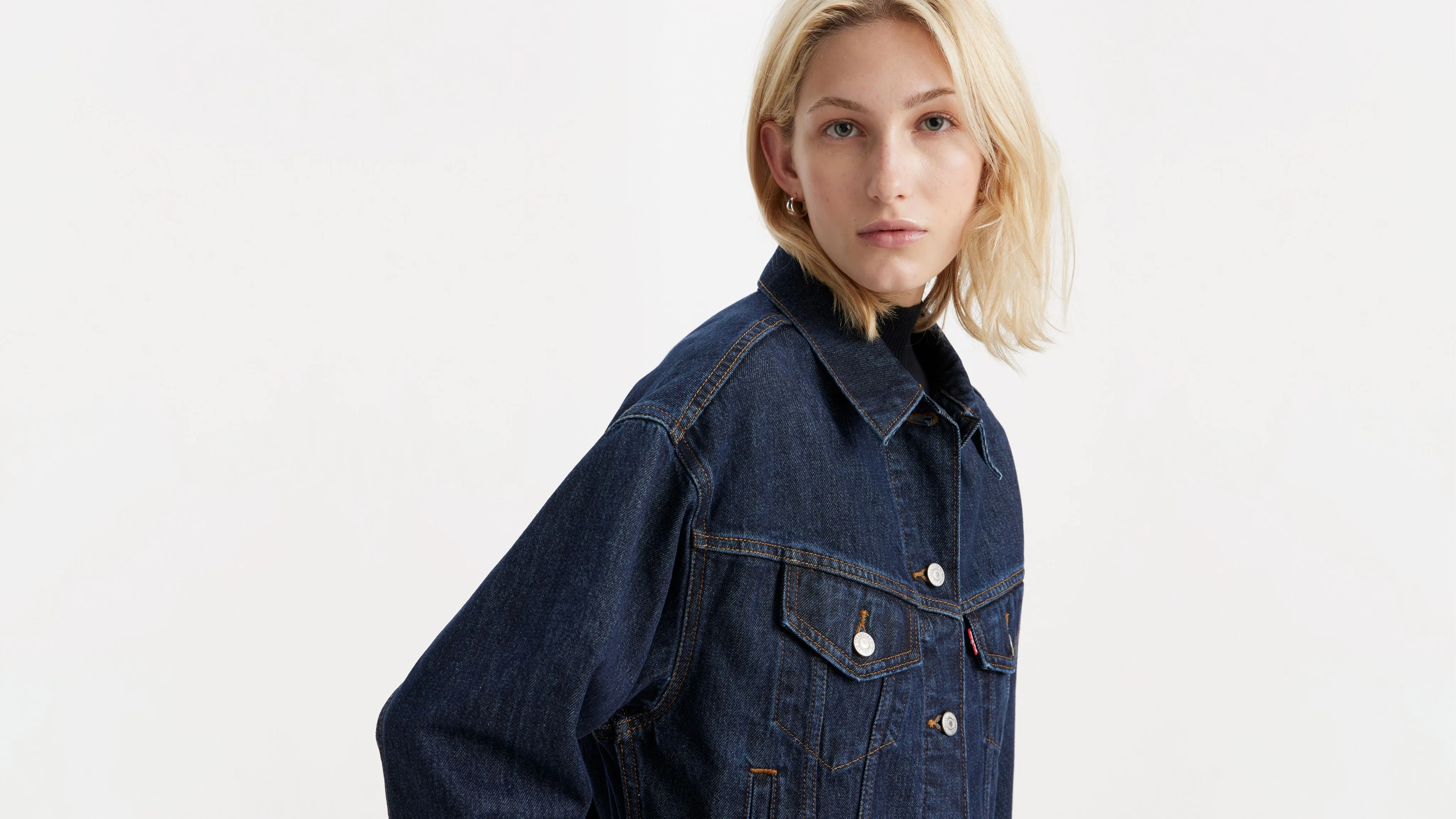 Shrunken '90s Trucker Jacket sold by Levi's product image thumbnail 4