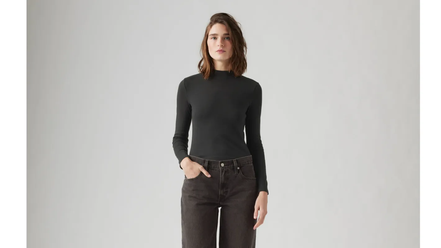 Effortless Long Sleeve T-Shirt sold by Levi's